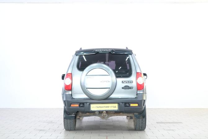 Chevrolet Niva I Рестайлинг с пробегом 2016 года, цена 619 000 рублей, 241000 км, внедорожник, Автокод Объявления