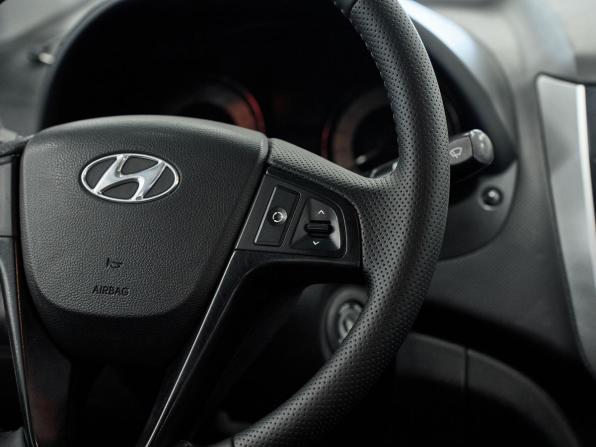 Hyundai Solaris I с пробегом 2012 года, цена 706 000 рублей, 166602 км, седан, Автокод Объявления