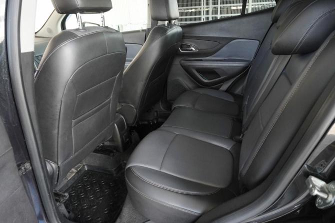 Opel Mokka I с пробегом 2013 года, цена 979 000 рублей, 236894 км, внедорожник, Автокод Объявления