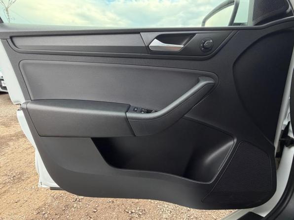 Volkswagen Polo VI с пробегом 2021 года, цена 1 599 000 рублей, 41797 км, лифтбек, Автокод Объявления