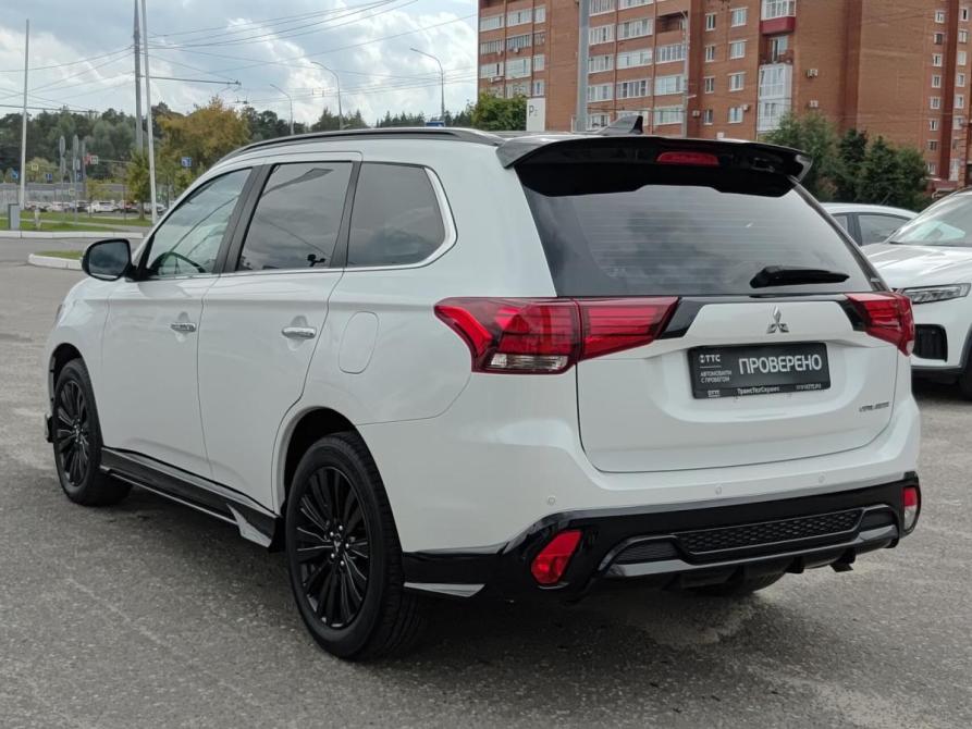 Mitsubishi Outlander III Рестайлинг 3 Йошкар-Ола  - изображение 8