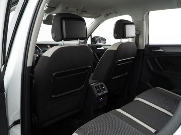 Volkswagen Tiguan II с пробегом 2019 года, цена 2 649 050 рублей, 91443 км, внедорожник, Автокод Объявления