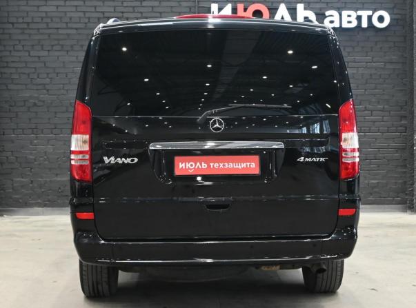 Mercedes-Benz Viano I (W639) Рестайлинг с пробегом 2014 года, цена 2 210 000 рублей, 320123 км, минивэн, Автокод Объявления