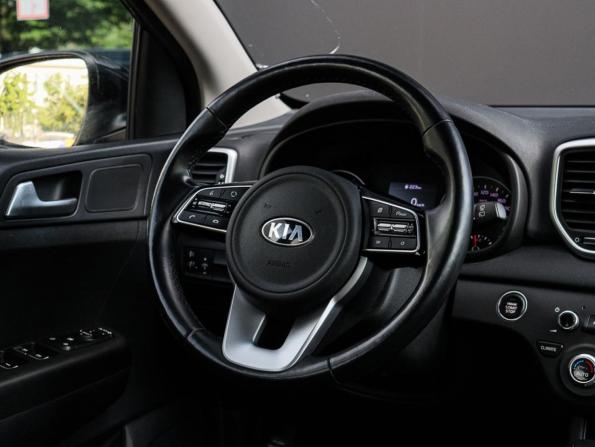 Kia Sportage IV Рестайлинг с пробегом 2020 года, цена 2 930 000 рублей, 52777 км, внедорожник, Автокод Объявления