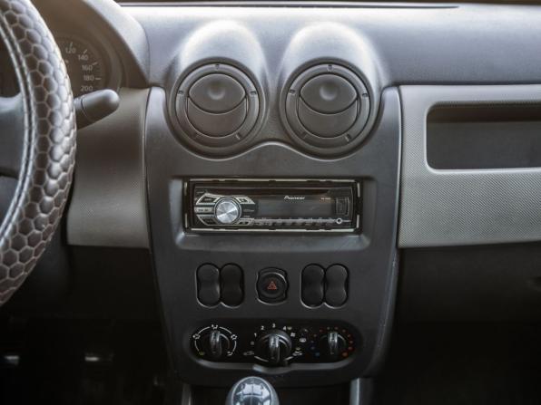 Renault Logan I Рестайлинг с пробегом 2013 года, цена 450 000 рублей, 274562 км, седан, Автокод Объявления