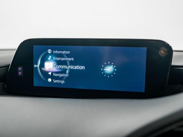 Mazda 3 IV (BP) с пробегом 2022 года, цена 1 750 000 рублей, 34170 км, хэтчбек, Автокод Объявления
