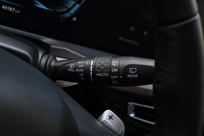 Exeed VX I с пробегом 2023 года, цена 3 150 000 рублей, 44150 км, внедорожник, Автокод Объявления