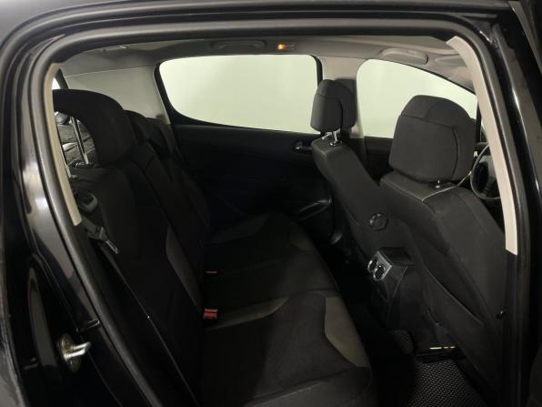 Peugeot 308 I с пробегом 2009 года, цена 384 000 рублей, 190500 км, хэтчбек, Автокод Объявления