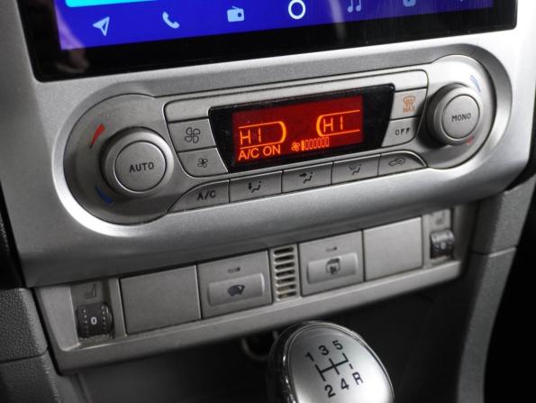 Ford Focus II Рестайлинг с пробегом 2008 года, цена 520 000 рублей, 226321 км, седан, Автокод Объявления