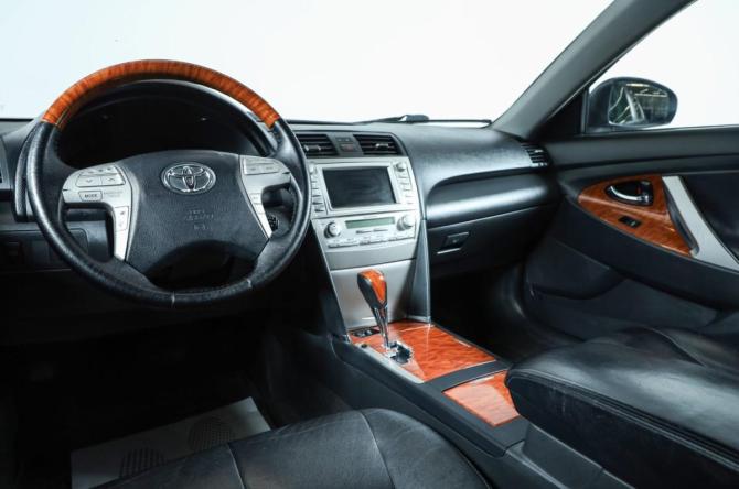 Toyota Camry VI (XV40) Рестайлинг с пробегом 2011 года, цена 1 099 000 рублей, 222000 км, седан, Автокод Объявления