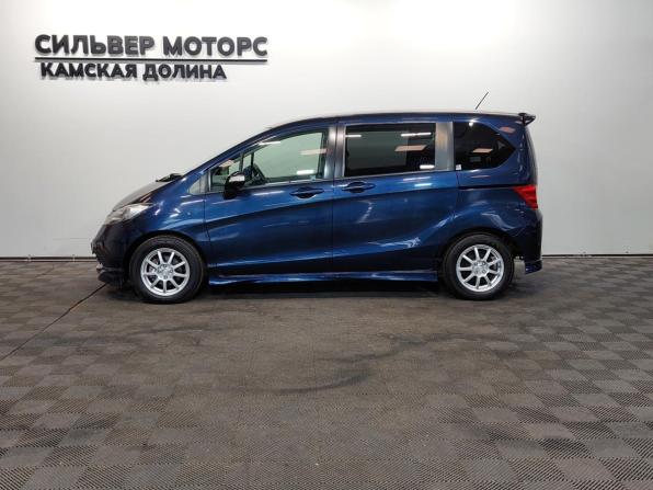 Honda Freed I с пробегом 2008 года, цена 980 000 рублей, 117000 км, компактвэн, Автокод Объявления