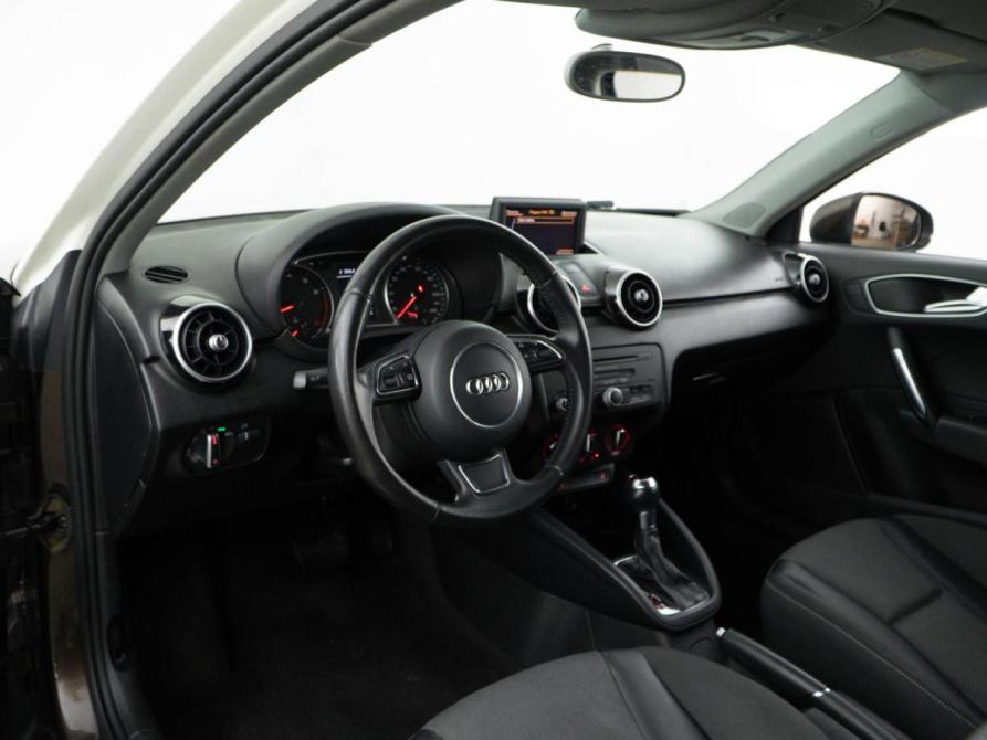 Audi A1 I (8X) Москва  - изображение 6