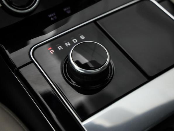Land Rover Range Rover Velar I с пробегом 2018 года, цена 3 799 000 рублей, 94510 км, внедорожник, Автокод Объявления