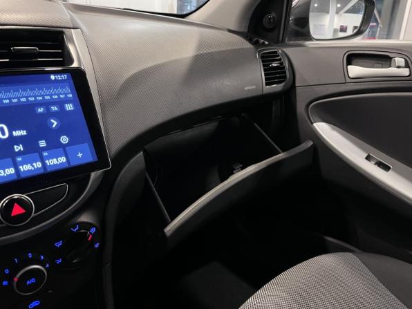 Hyundai Solaris I с пробегом 2011 года, цена 640 000 рублей, 240596 км, седан, Автокод Объявления
