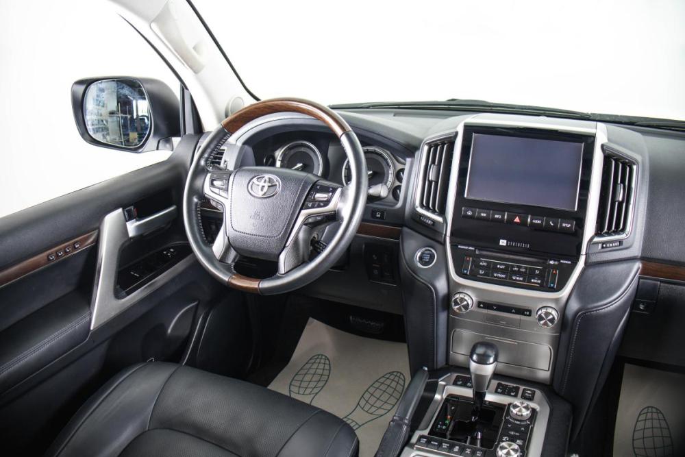 Toyota Land Cruiser 200 Series Рестайлинг 2 Пермь  - изображение 15