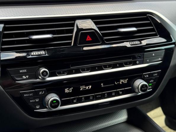 BMW 5 серии VII (G30/G31/G38) с пробегом 2019 года, цена 4 539 000 рублей, 107723 км, седан, Автокод Объявления