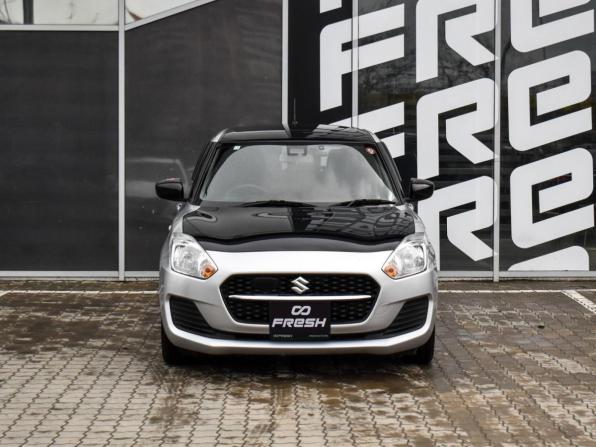 Suzuki Swift V с пробегом 2021 года, цена 1 379 000 рублей, 110390 км, хэтчбек, Автокод Объявления