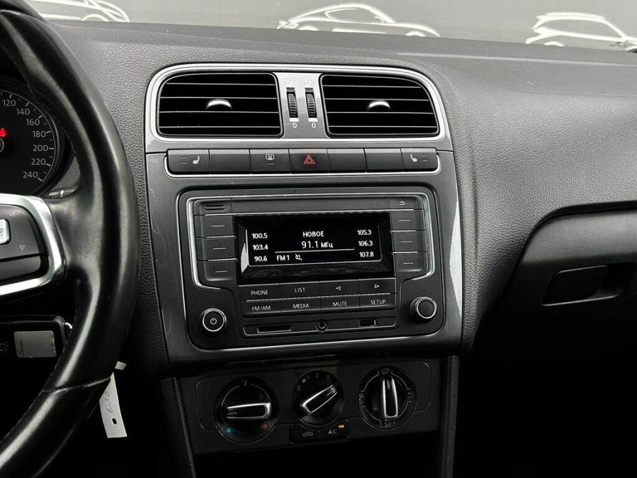 Volkswagen Polo V Рестайлинг Санкт-Петербург  - изображение 15