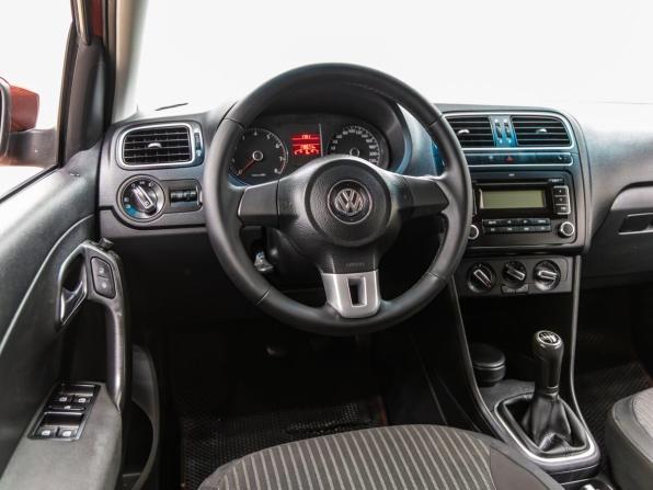 Volkswagen Polo V с пробегом 2011 года, цена 638 000 рублей, 178571 км, седан, Автокод Объявления