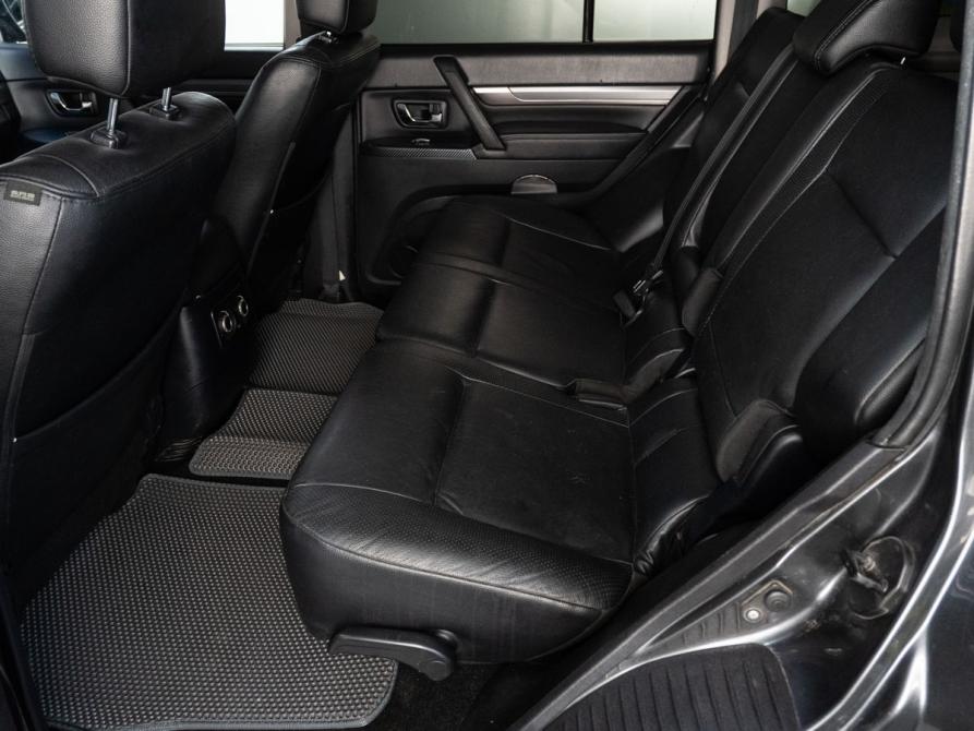 Mitsubishi Pajero IV Рестайлинг 1 Тюмень  - изображение 17