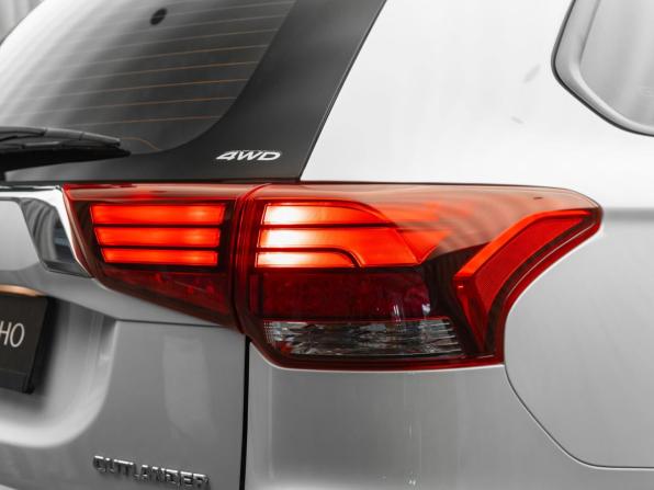 Mitsubishi Outlander III Рестайлинг 3 с пробегом 2018 года, цена 2 340 000 рублей, 94057 км, внедорожник, Автокод Объявления