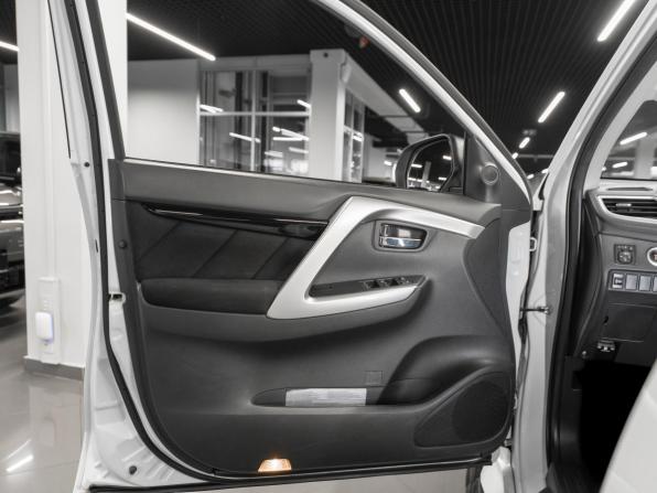 Mitsubishi Pajero Sport III с пробегом 2019 года, цена 2 570 000 рублей, 122616 км, внедорожник, Автокод Объявления