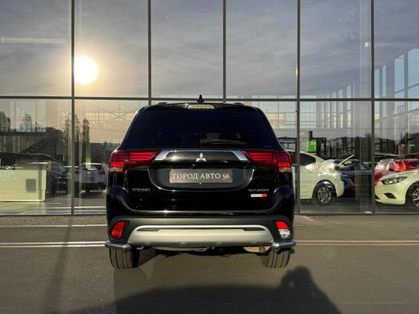 Mitsubishi Outlander III Рестайлинг 3 с пробегом 2018 года, цена 2 150 000 рублей, 79800 км, внедорожник, Автокод Объявления