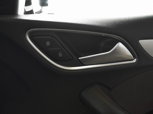 Audi Q3 I (8U) Рестайлинг с пробегом 2016 года, цена 1 849 995 рублей, 72523 км, внедорожник, Автокод Объявления