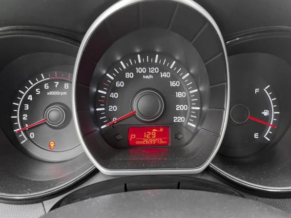 Kia Rio III с пробегом 2012 года, цена 809 000 рублей, 269973 км, хэтчбек, Автокод Объявления