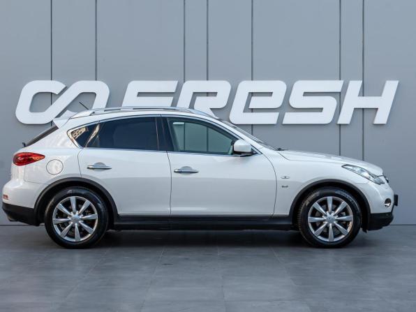 Infiniti QX50 I с пробегом 2014 года, цена 1 795 000 рублей, 105600 км, внедорожник, Автокод Объявления