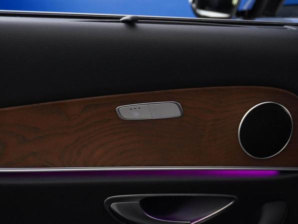 Mercedes-Benz E-Класс V (W213 S213 C238) с пробегом 2018 года, цена 3 197 070 рублей, 140824 км, седан, Автокод Объявления
