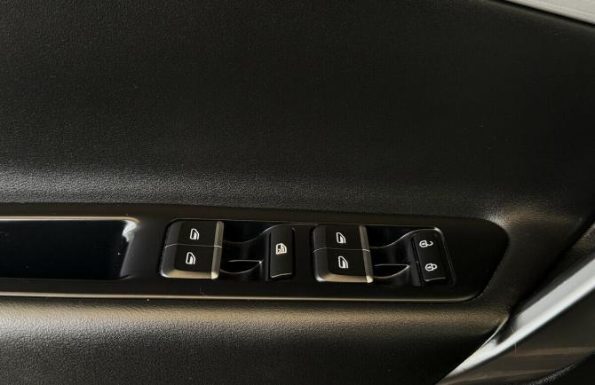Geely Atlas I с пробегом 2019 года, цена 1 700 000 рублей, 131196 км, внедорожник, Автокод Объявления