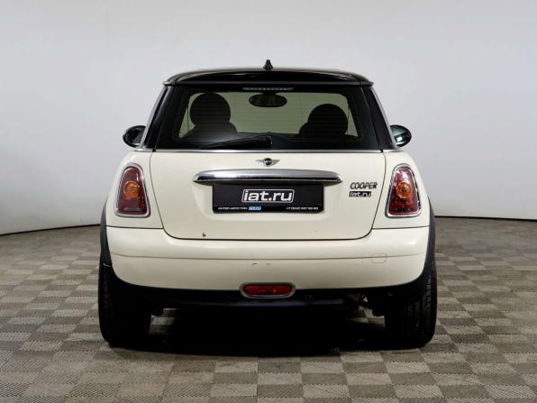 Mini Hatch II (R56) с пробегом 2010 года, цена 798 000 рублей, 257518 км, хэтчбек, Автокод Объявления