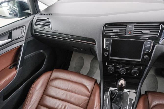 Volkswagen Golf VII с пробегом 2013 года, цена 1 249 000 рублей, 120000 км, хэтчбек, Автокод Объявления