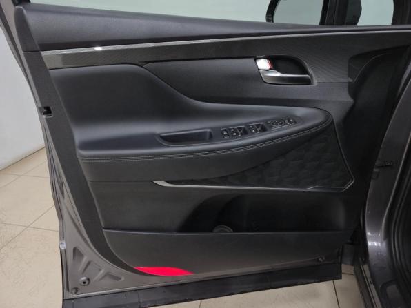 Hyundai Santa Fe IV Рестайлинг с пробегом 2023 года, цена 3 650 000 рублей, 45746 км, внедорожник, Автокод Объявления