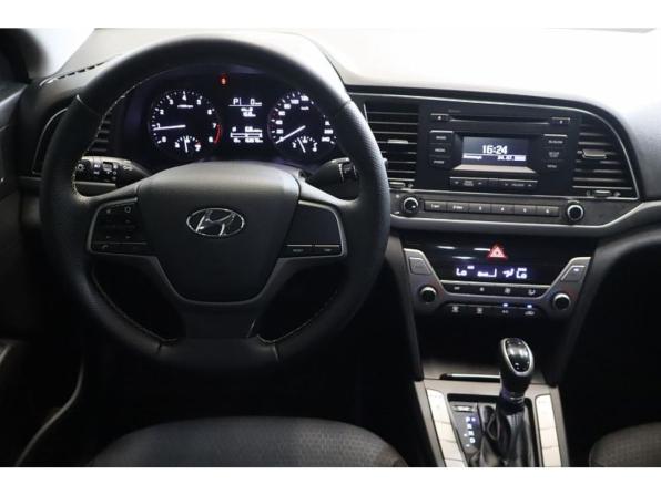 Hyundai Elantra VI (AD) с пробегом 2017 года, цена 1 379 000 рублей, 152676 км, седан, Автокод Объявления