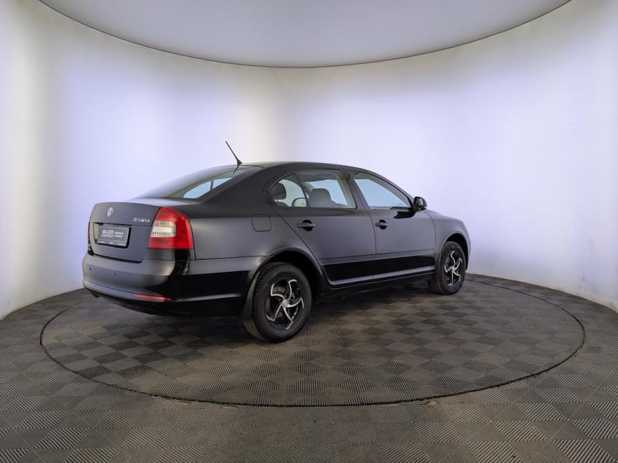 Skoda Octavia II (A5) Рестайлинг Москва  - изображение 5