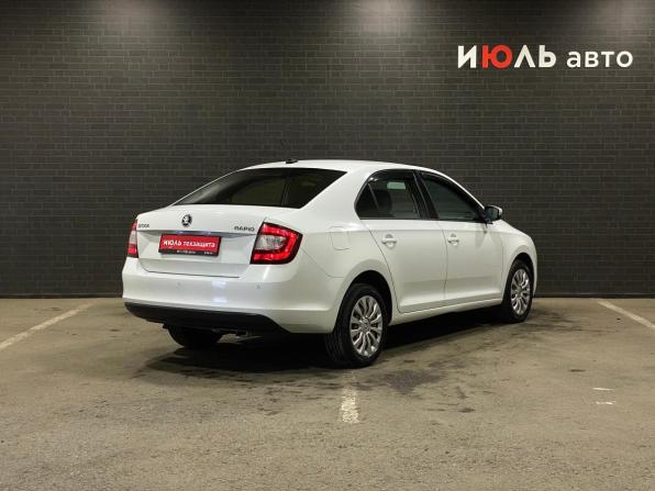 Skoda Rapid I Рестайлинг с пробегом 2019 года, цена 1 330 000 рублей, 128004 км, лифтбек, Автокод Объявления