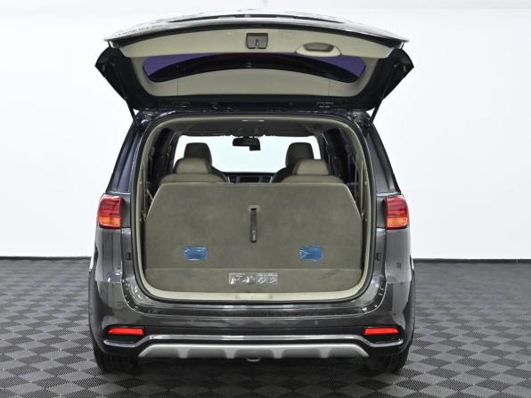 Kia Carnival III с пробегом 2020 года, цена 2 749 000 рублей, 131000 км, минивэн, Автокод Объявления