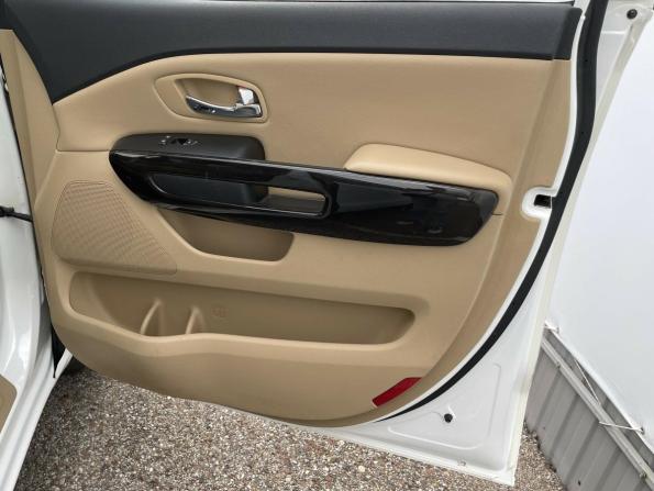 Kia Carnival III с пробегом 2018 года, цена 2 590 000 рублей, 132113 км, минивэн, Автокод Объявления