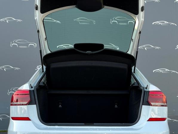 Volkswagen Polo VI с пробегом 2021 года, цена 1 664 300 рублей, 36385 км, лифтбек, Автокод Объявления
