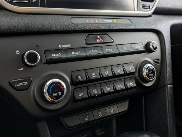 Kia Sportage IV Рестайлинг с пробегом 2020 года, цена 1 950 000 рублей, 189255 км, внедорожник, Автокод Объявления