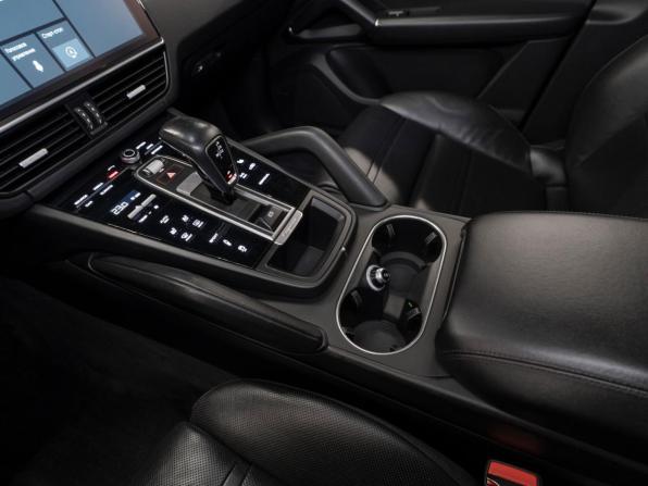 Porsche Cayenne III с пробегом 2018 года, цена 5 470 000 рублей, 138634 км, внедорожник, Автокод Объявления