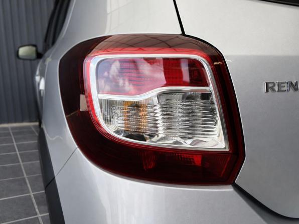 Renault Sandero II Рестайлинг с пробегом 2019 года, цена 1 197 000 рублей, 34434 км, хэтчбек, Автокод Объявления