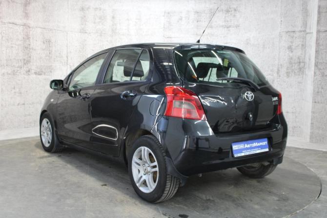 Toyota Yaris II с пробегом 2007 года, цена 453 000 рублей, 227550 км, хэтчбек, Автокод Объявления