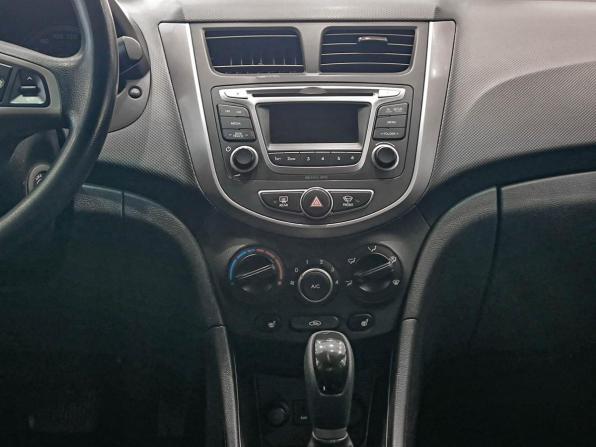 Hyundai Solaris I Рестайлинг с пробегом 2014 года, цена 930 000 рублей, 174660 км, седан, Автокод Объявления