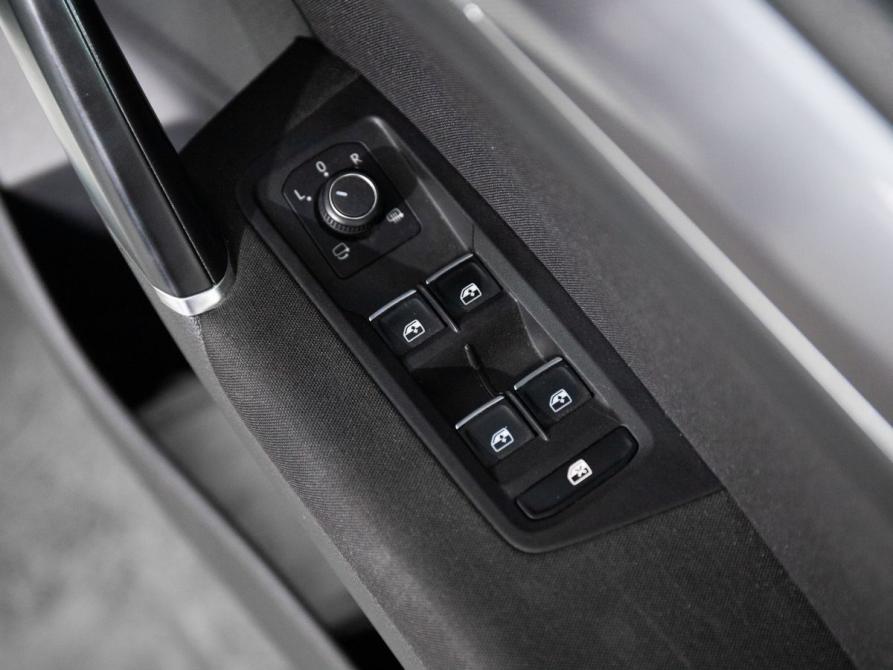 Volkswagen Touran II Иркутск  - изображение 18