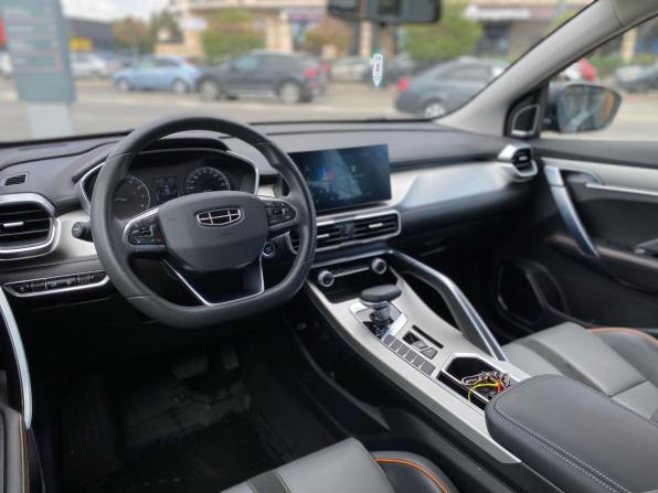 Geely Coolray I Рестайлинг с пробегом 2024 года, цена 1 850 000 рублей, 45000 км, внедорожник, Автокод Объявления