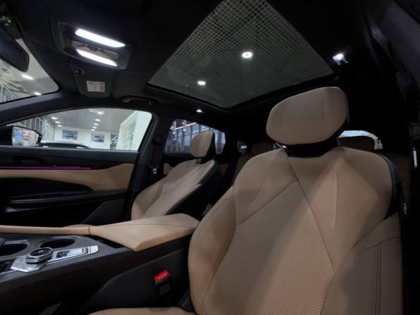 Changan UNI-V I с пробегом 2023 года, цена 2 249 900 рублей, 60000 км, лифтбек, Автокод Объявления