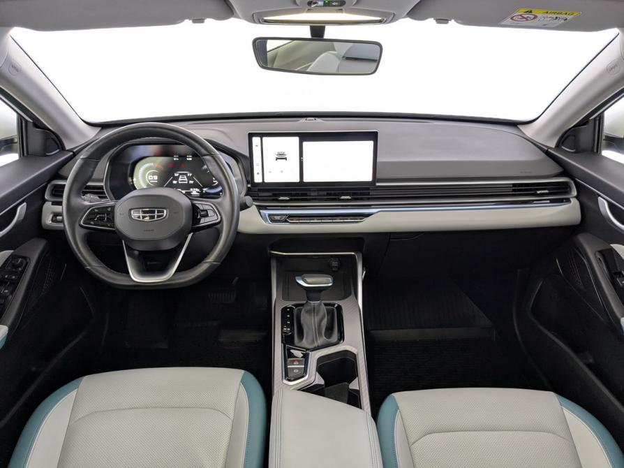 Geely Emgrand II Москва  - изображение 14